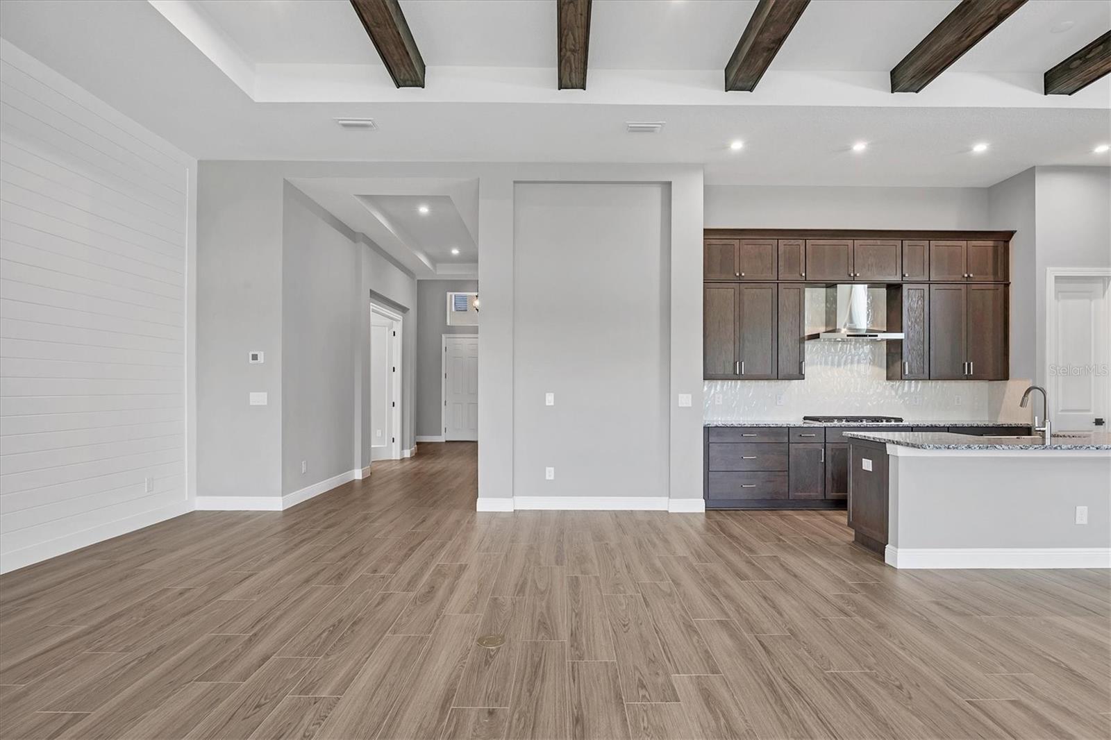 Image 10 of 69 For 8962 Baroque Terrace