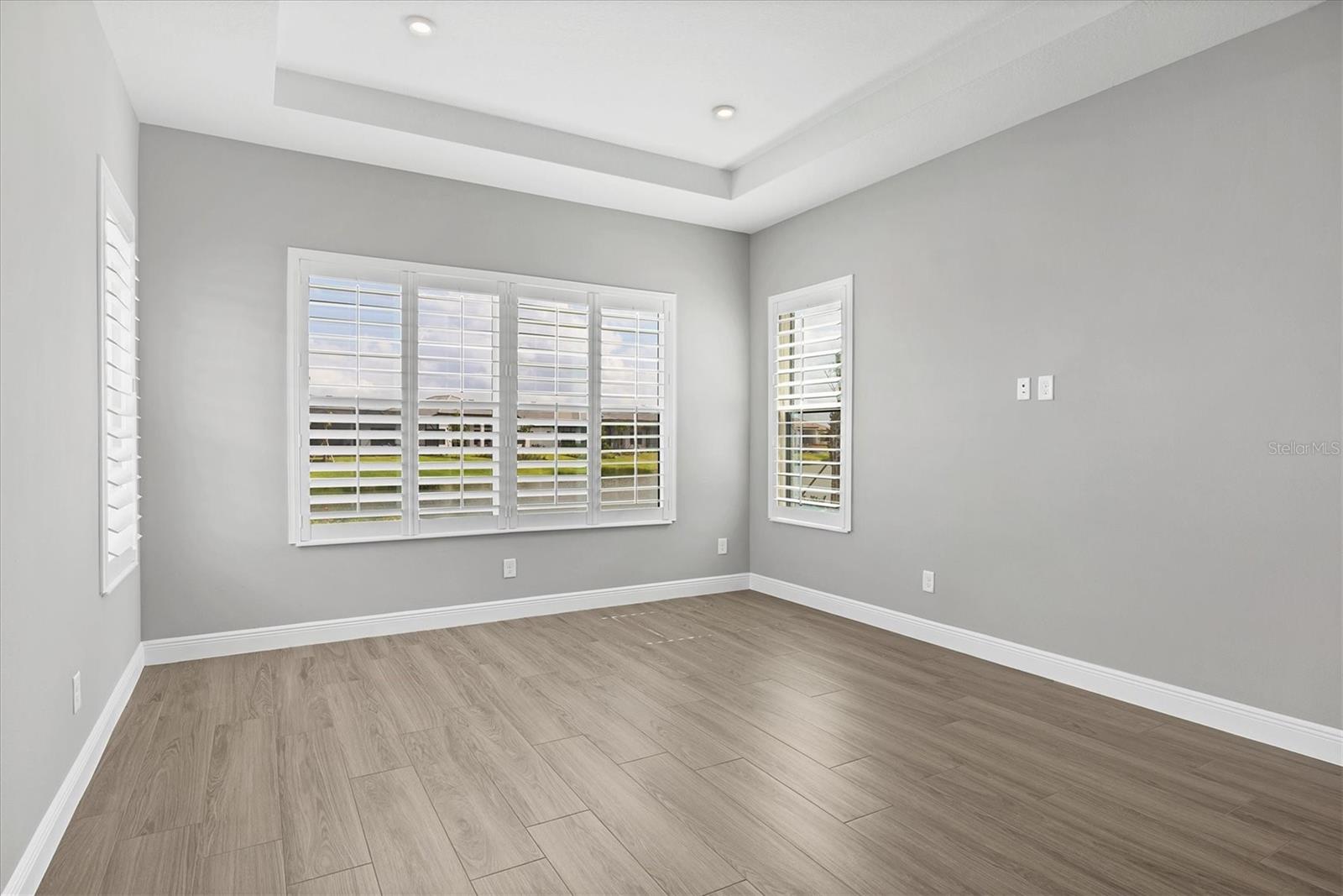 Image 18 of 69 For 8962 Baroque Terrace