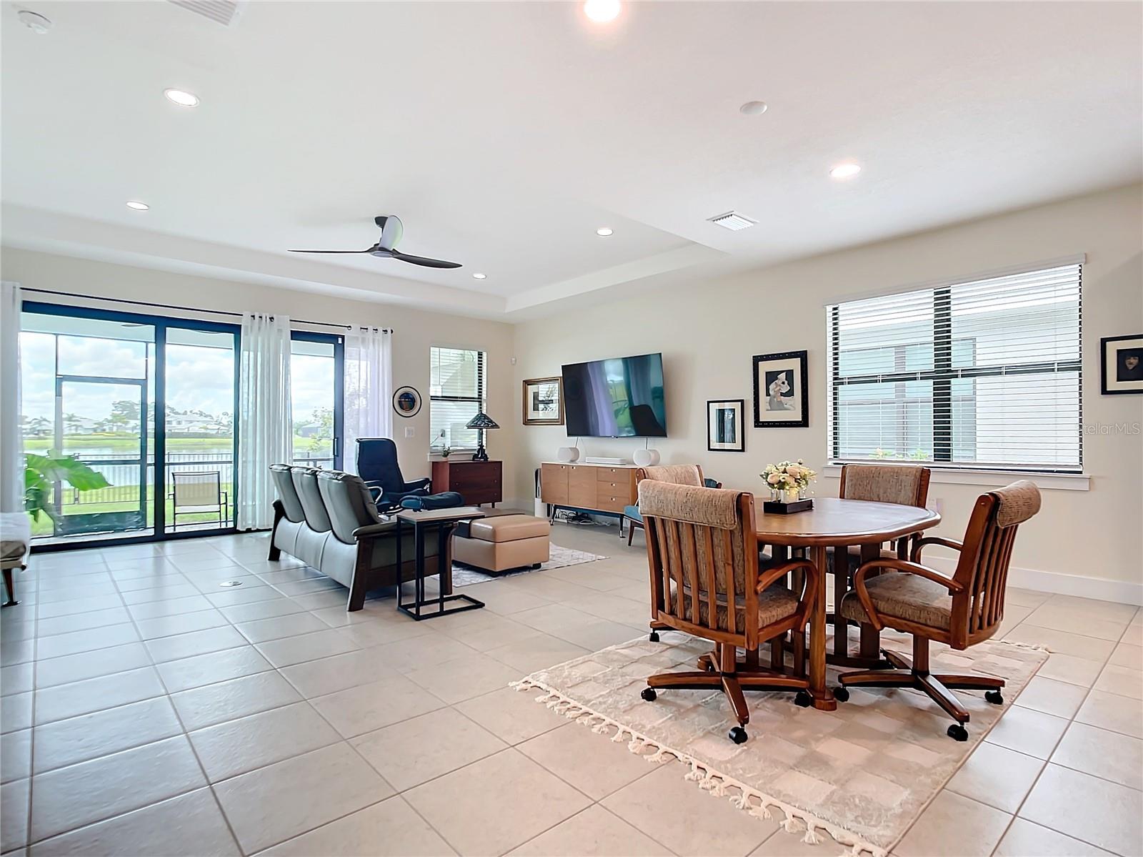 Image 12 of 44 For 18510 Midsummer Place