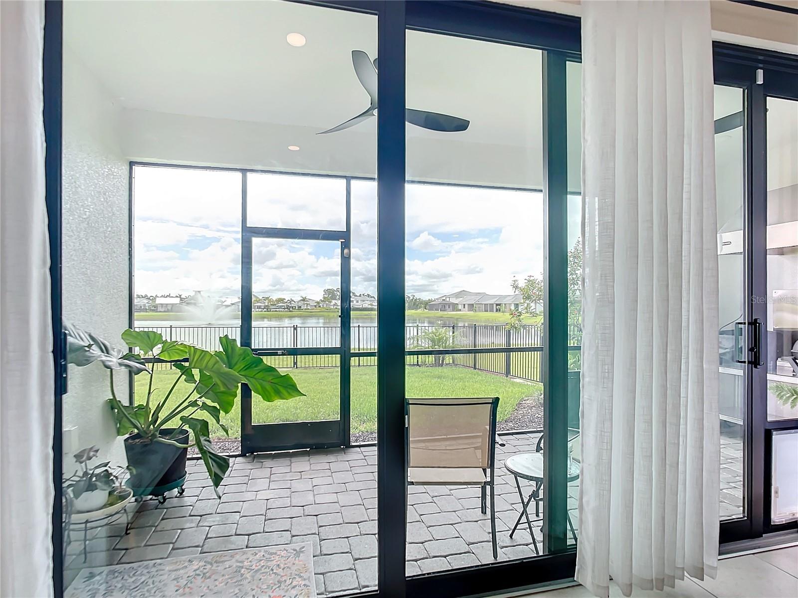 Image 17 of 44 For 18510 Midsummer Place