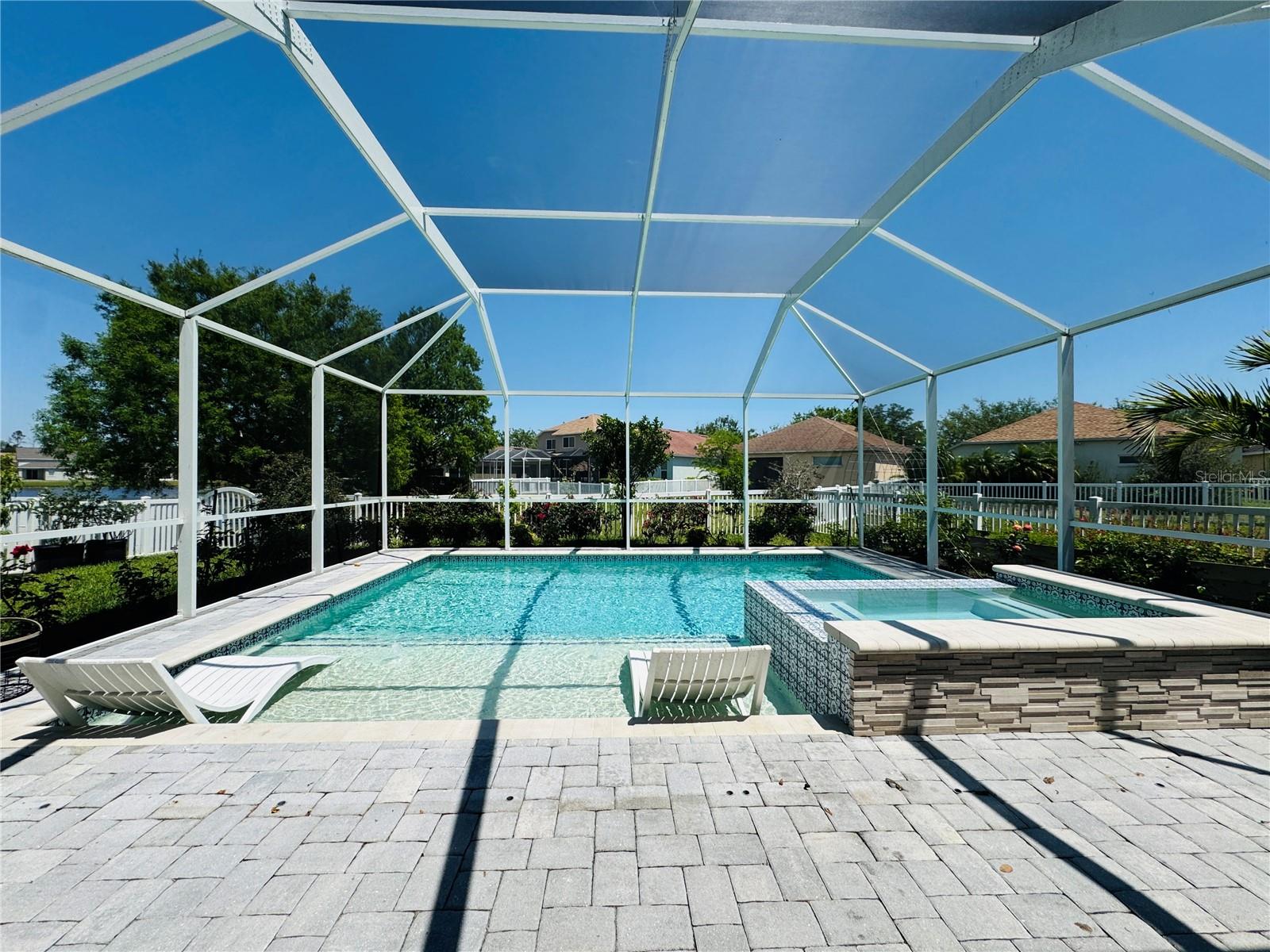 Image 21 of 22 For 15207 Searobbin Drive
