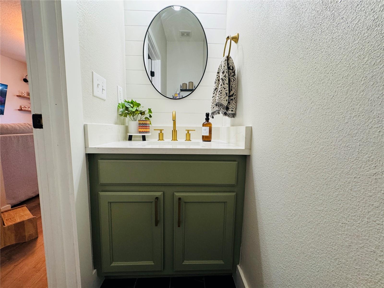 Image 8 of 22 For 15207 Searobbin Drive