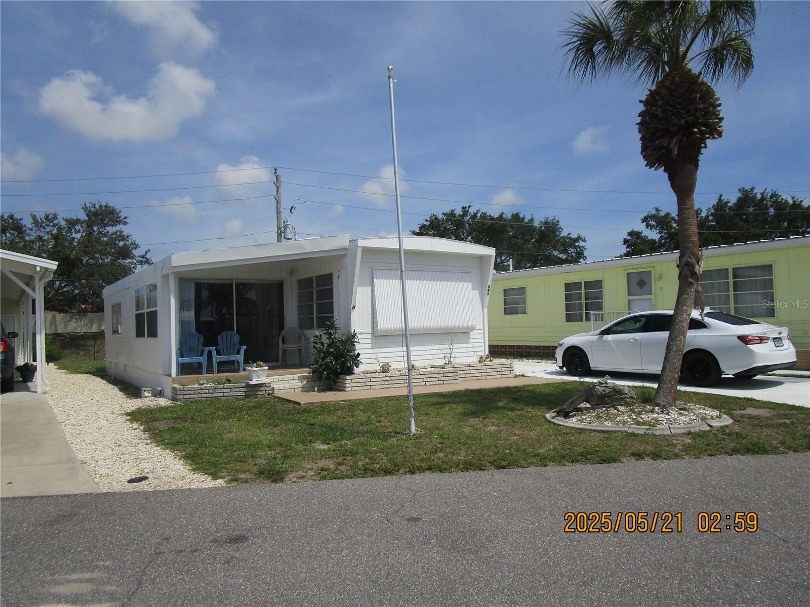 Image 2 of 16 For 845 Green Circle