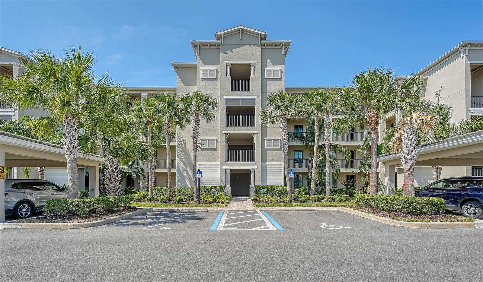 Details for 17704 Gawthrop Drive 303, LAKEWOOD RANCH, FL 34211