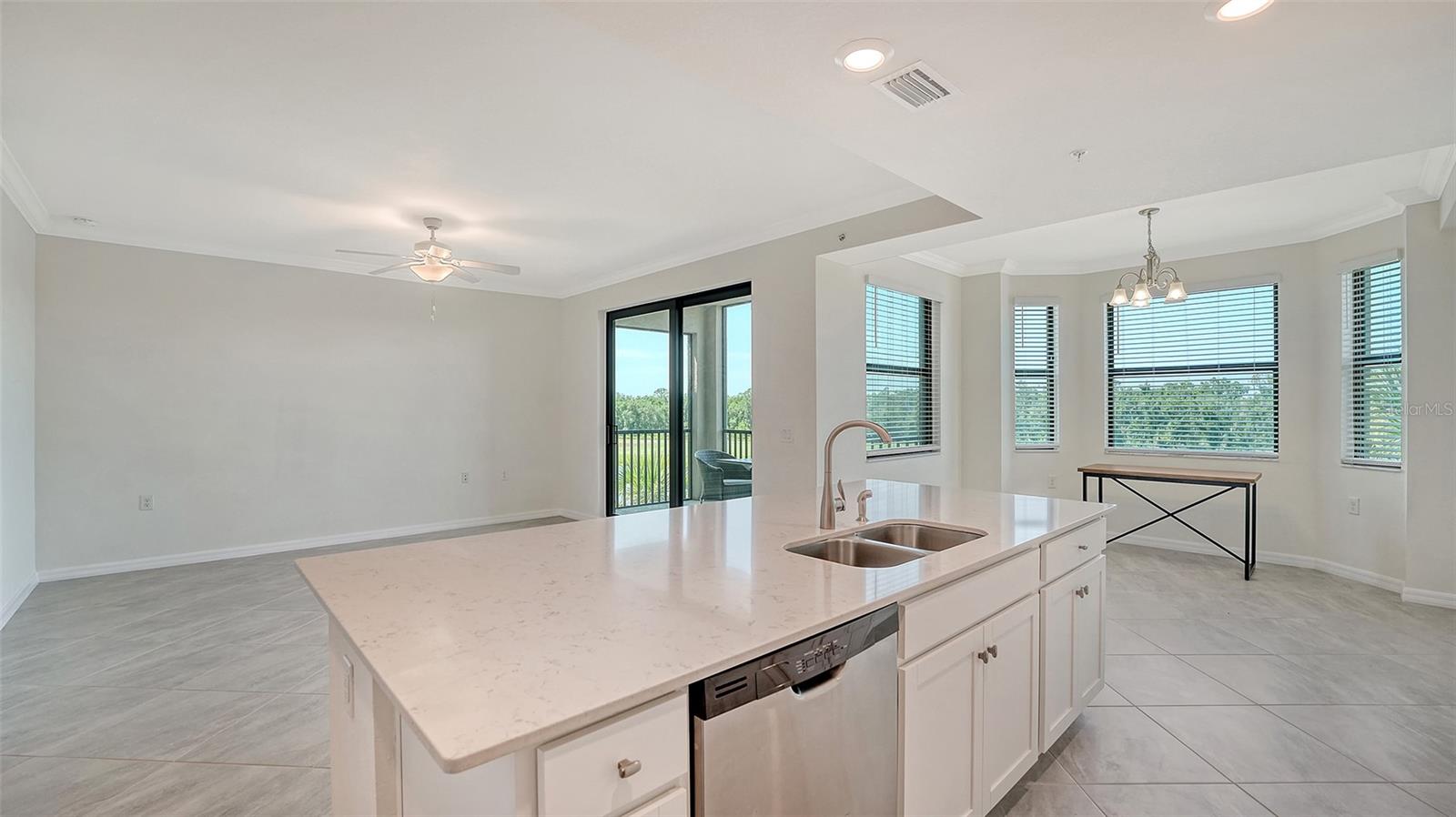 Image 13 of 65 For 17704 Gawthrop Drive 303