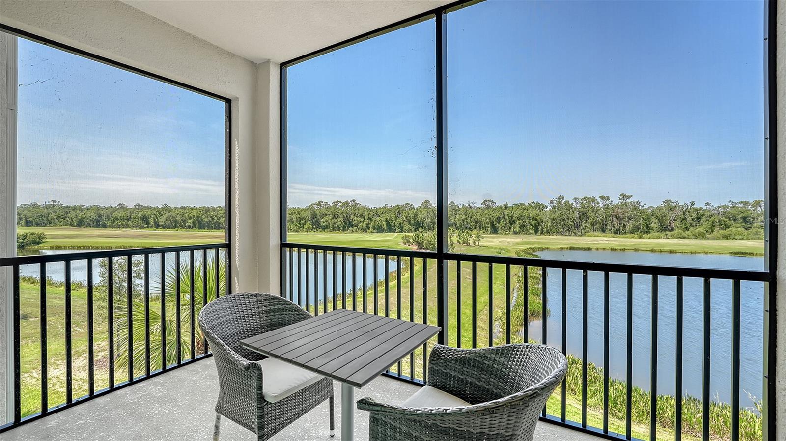 Image 7 of 65 For 17704 Gawthrop Drive 303