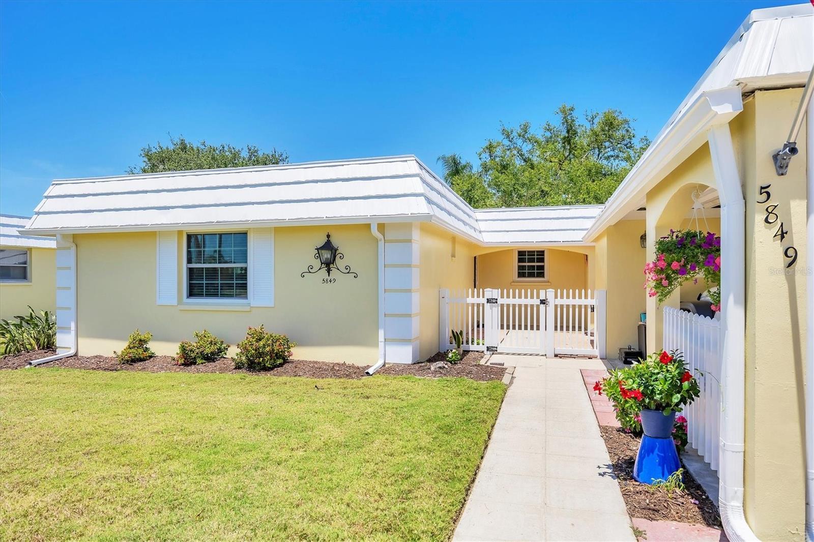 Details for 5849 Tidewood Avenue 12, SARASOTA, FL 34231