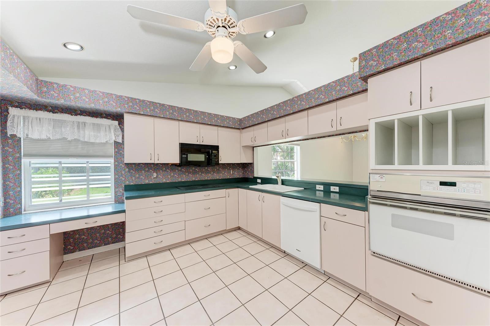 Image 15 of 36 For 7023 Woodside Oaks Circle 1