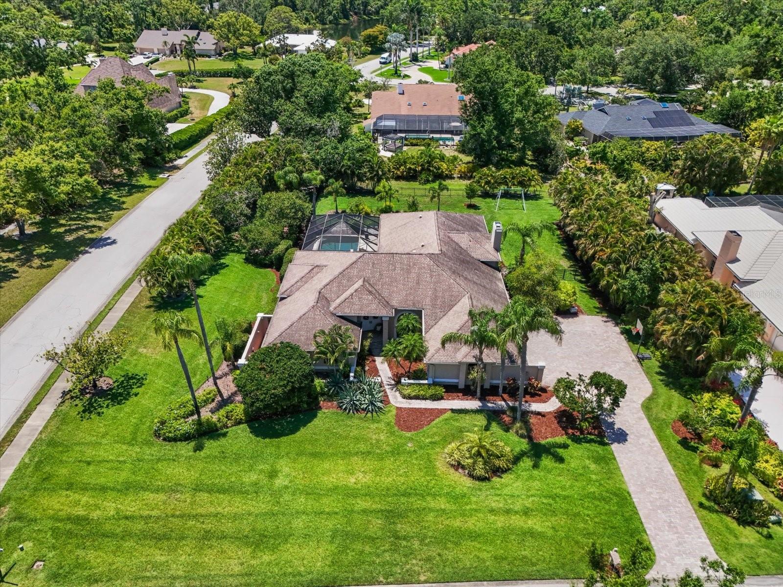Image 3 of 50 For 7321 Hemlock Lane
