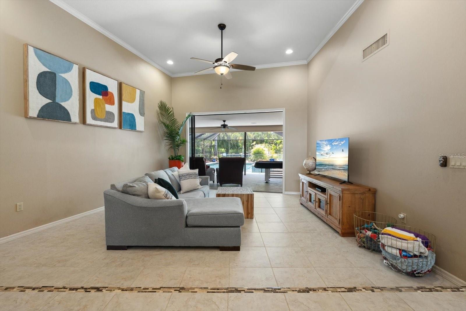 Image 6 of 50 For 7321 Hemlock Lane