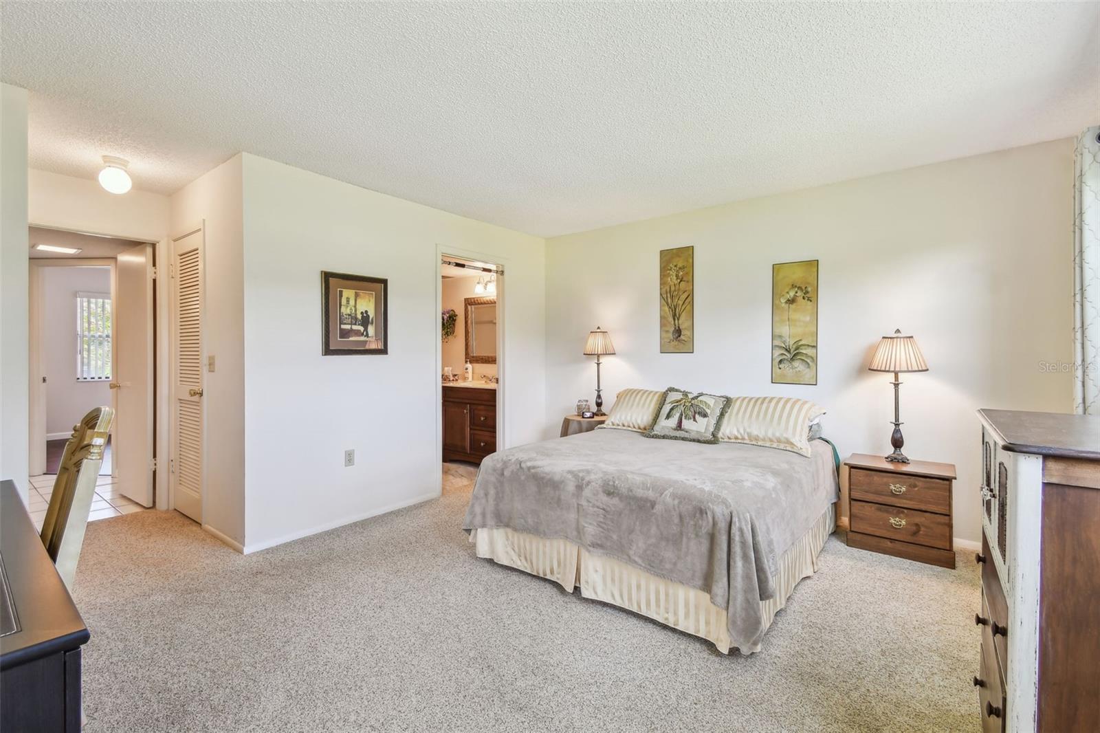 Image 43 of 61 For 3820 Ironwood Lane 104-i