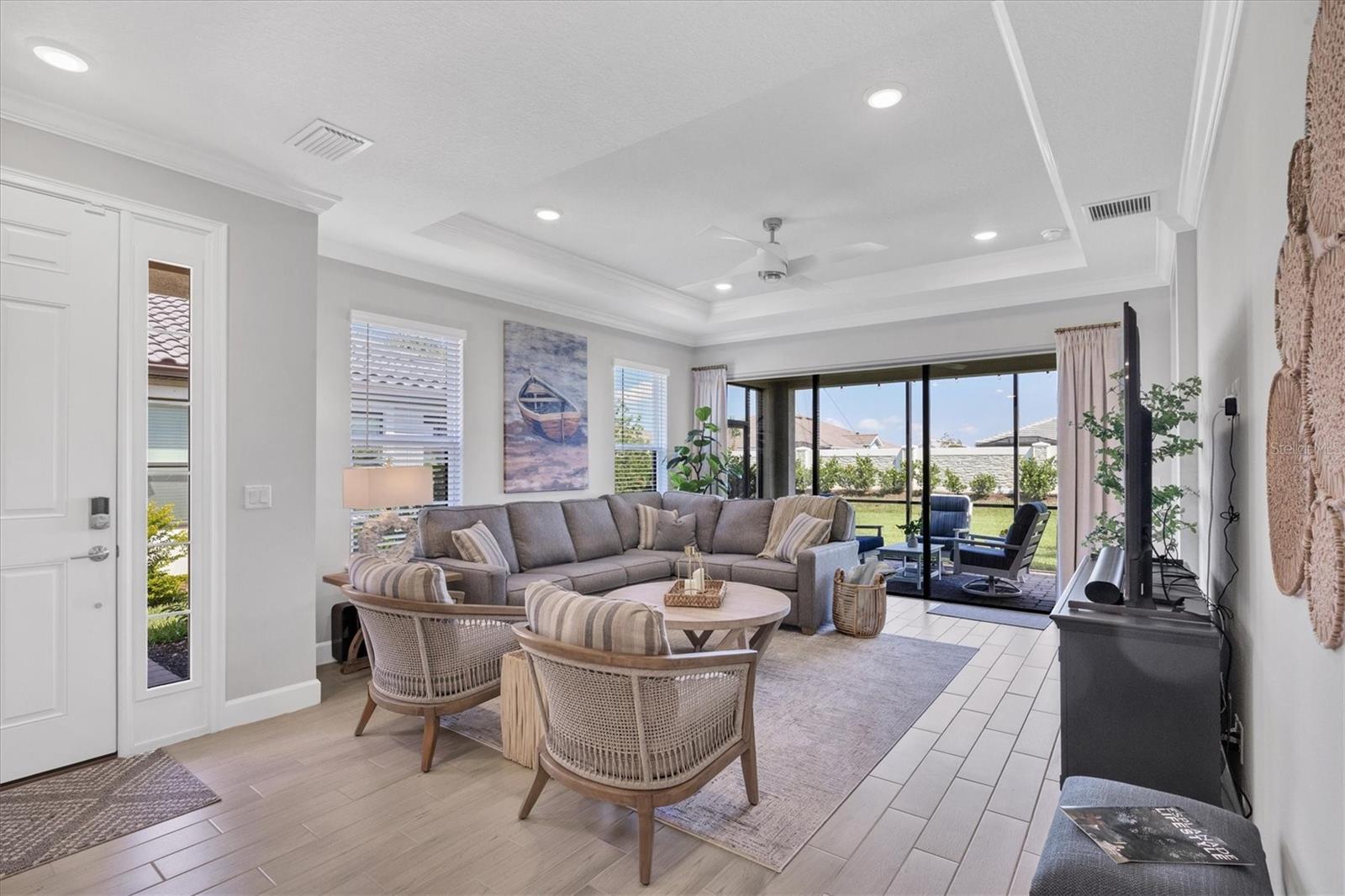 Image 7 of 70 For 16131 San Donato Place