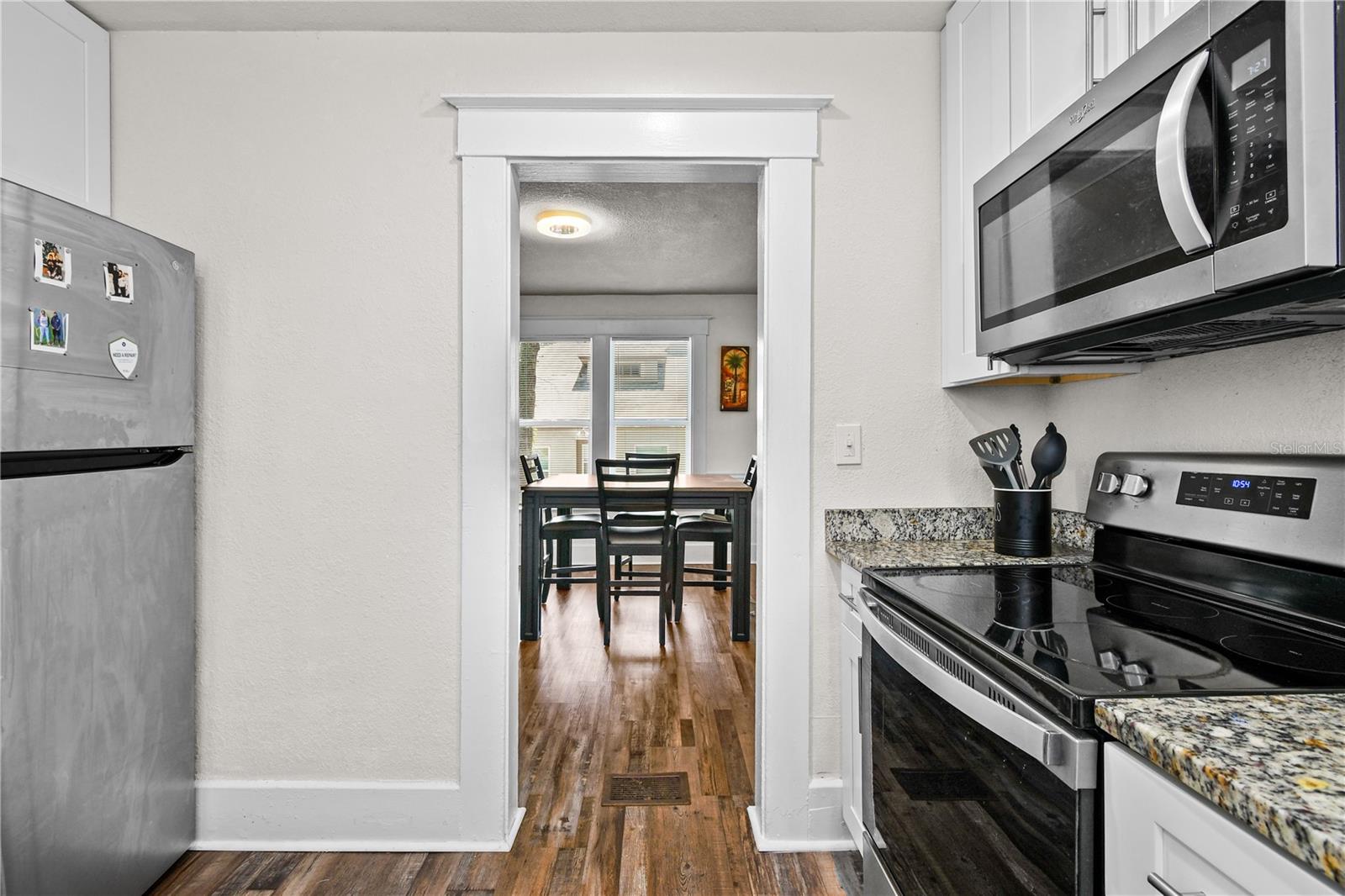 Image 10 of 33 For 766 13th Avenue S