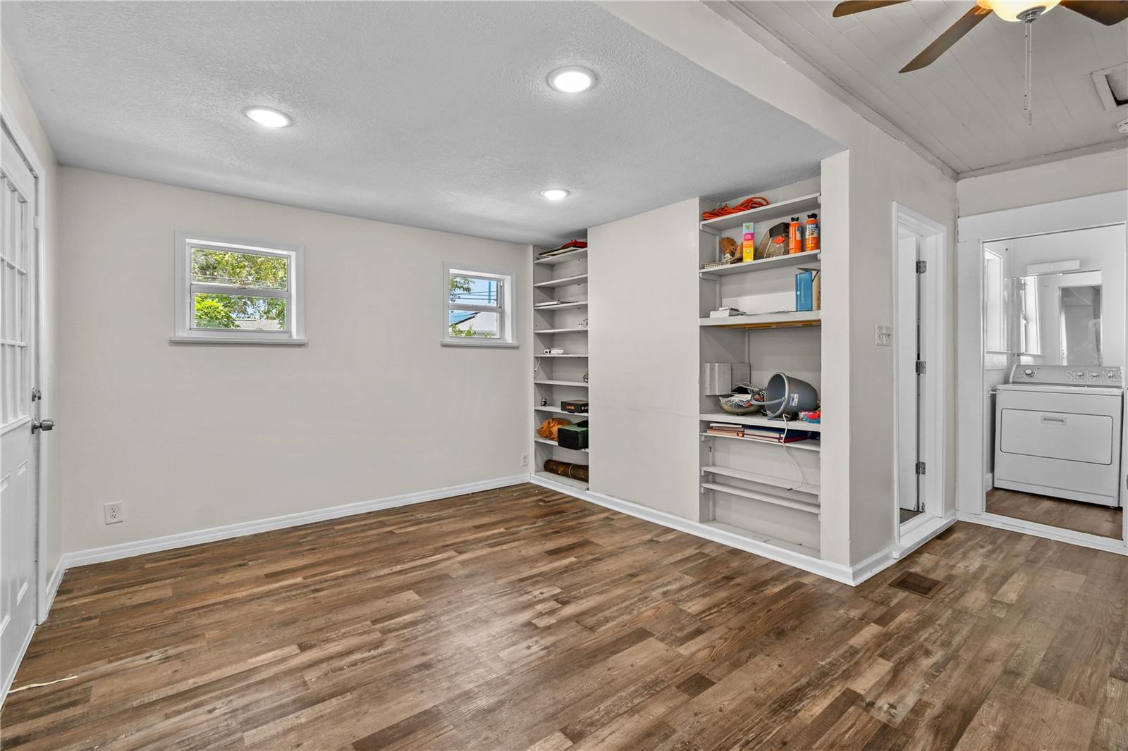 Image 16 of 33 For 766 13th Avenue S