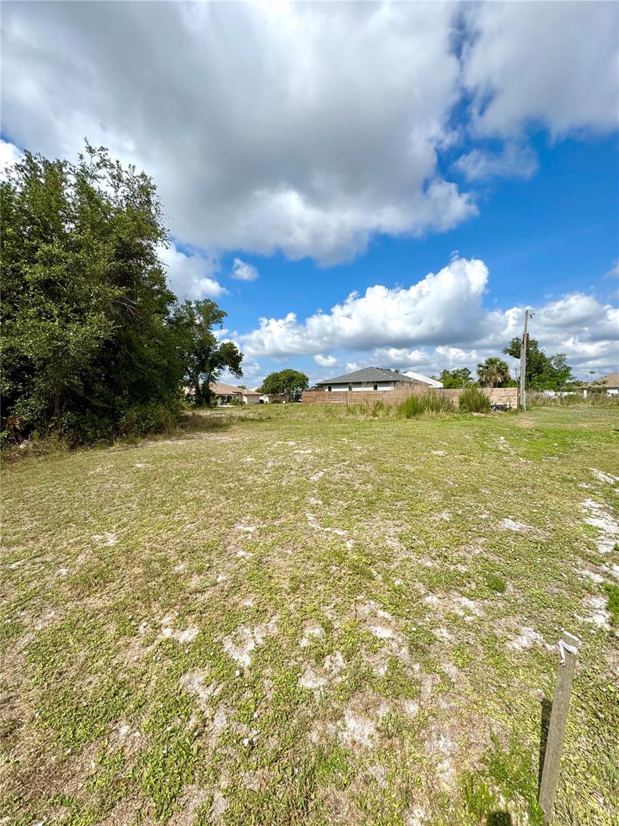 Image 4 of 5 For 22350 Priscilla Avenue