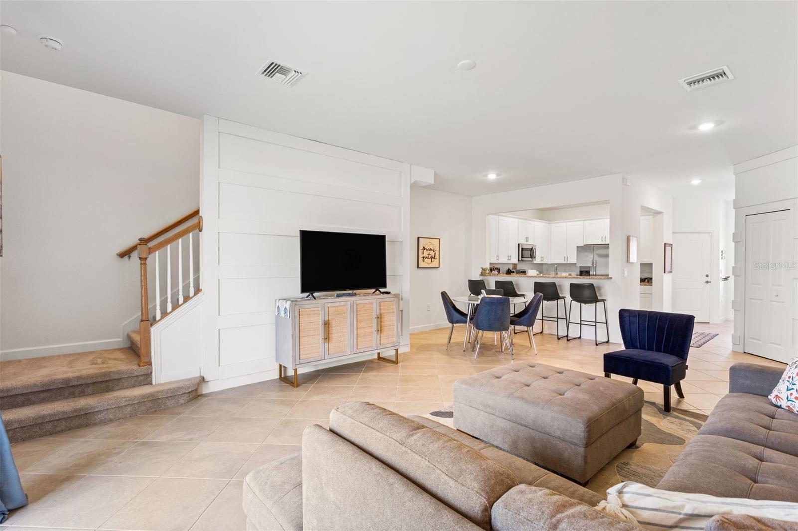 Image 14 of 43 For 14275 Pine Lodge Lane