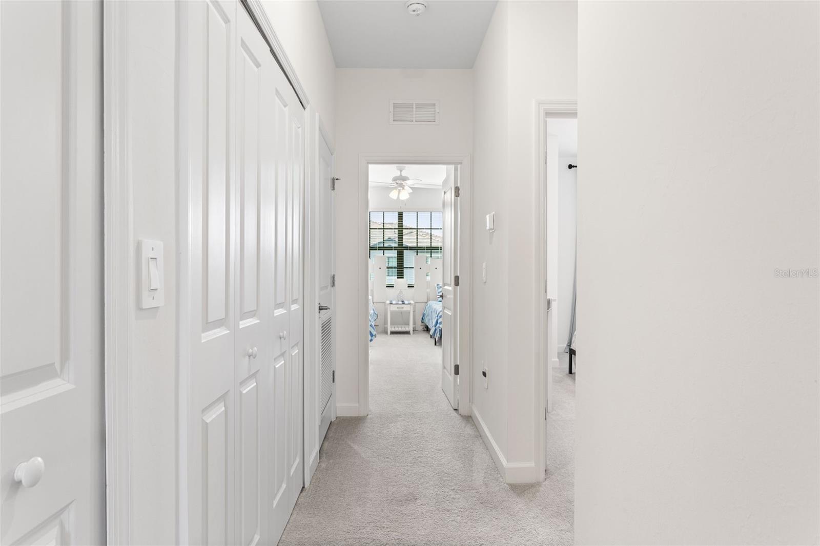 Image 33 of 43 For 14275 Pine Lodge Lane