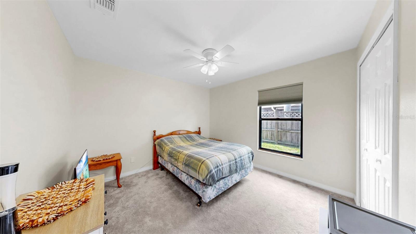 Image 14 of 37 For 4637 31st Court E
