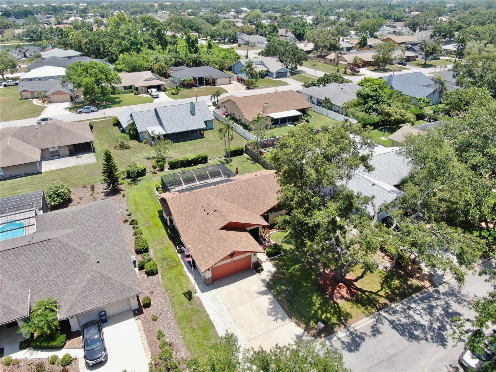 Image 3 of 37 For 4637 31st Court E