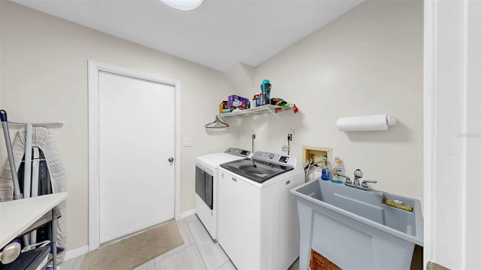 Image 31 of 37 For 4637 31st Court E