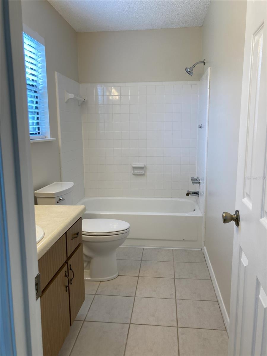 Image 18 of 43 For 1135 Fairfax Glen