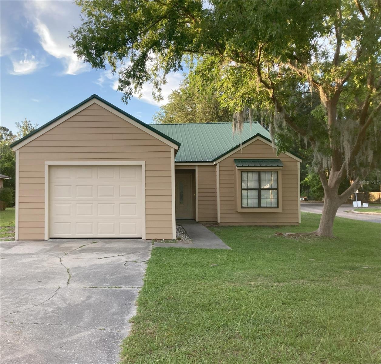 Image 43 of 43 For 1135 Fairfax Glen