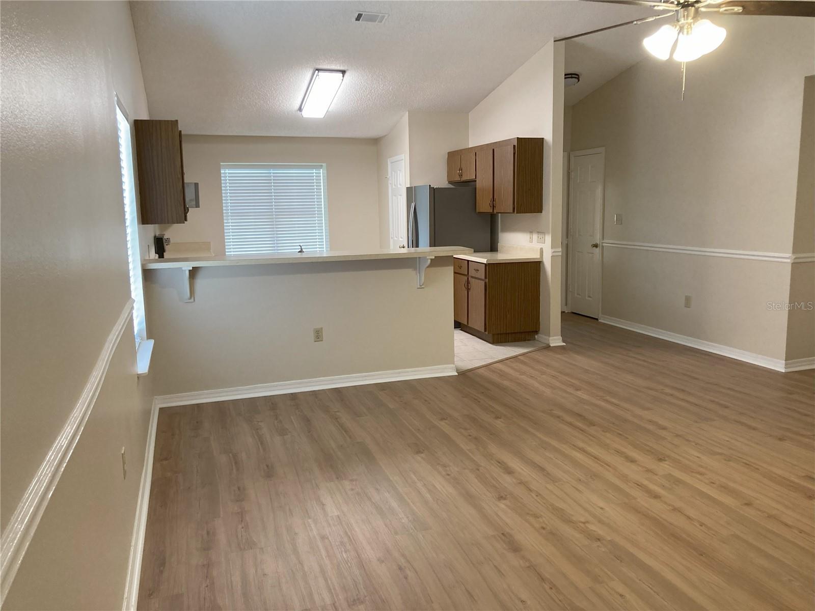 Image 6 of 43 For 1135 Fairfax Glen