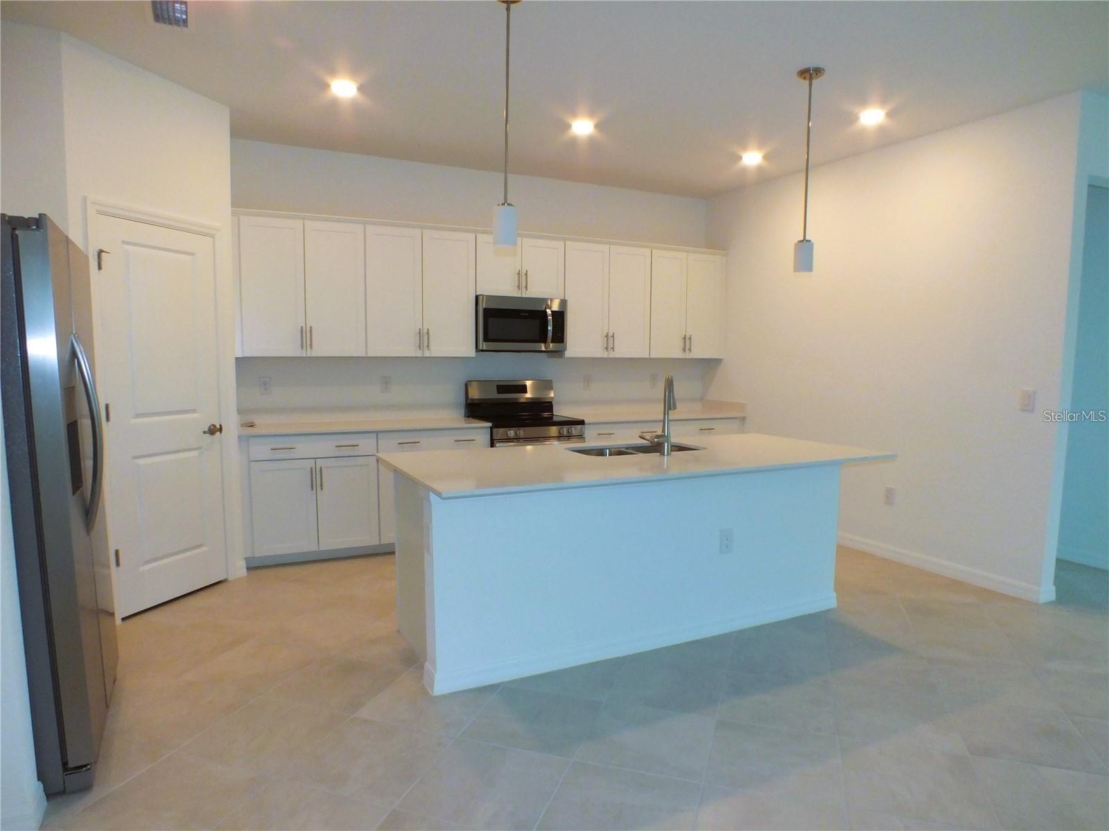 Image 5 of 20 For 19125 Moscato Court