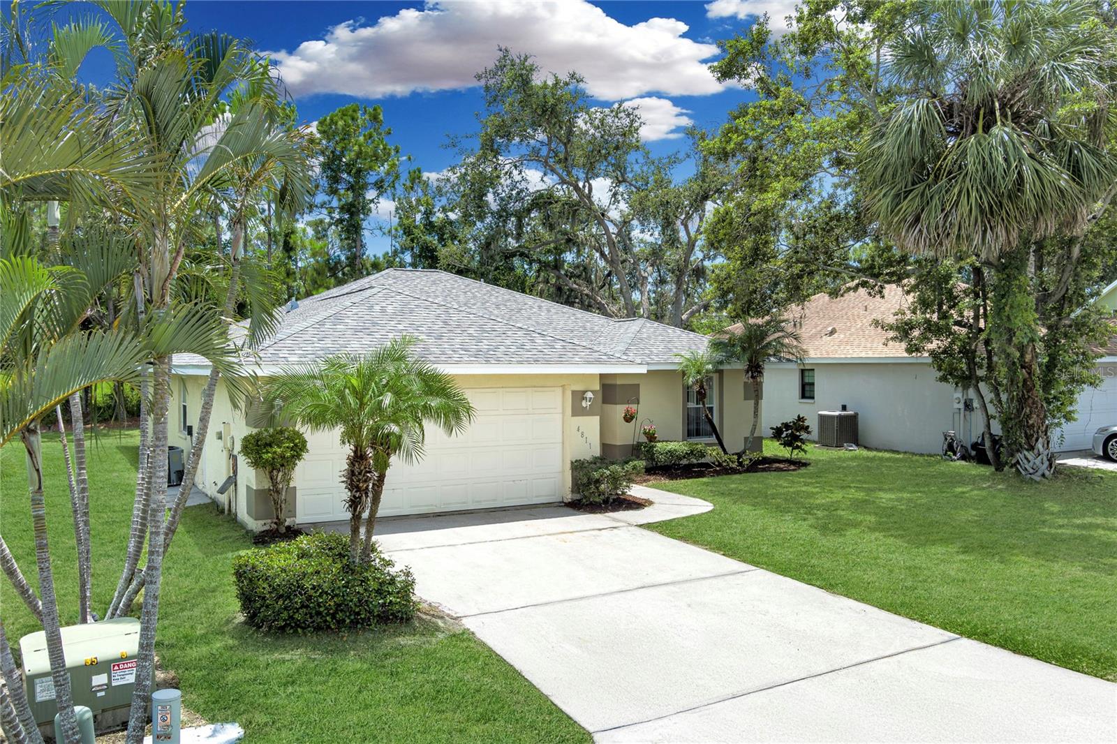 Image 2 of 25 For 4811 69th Court E
