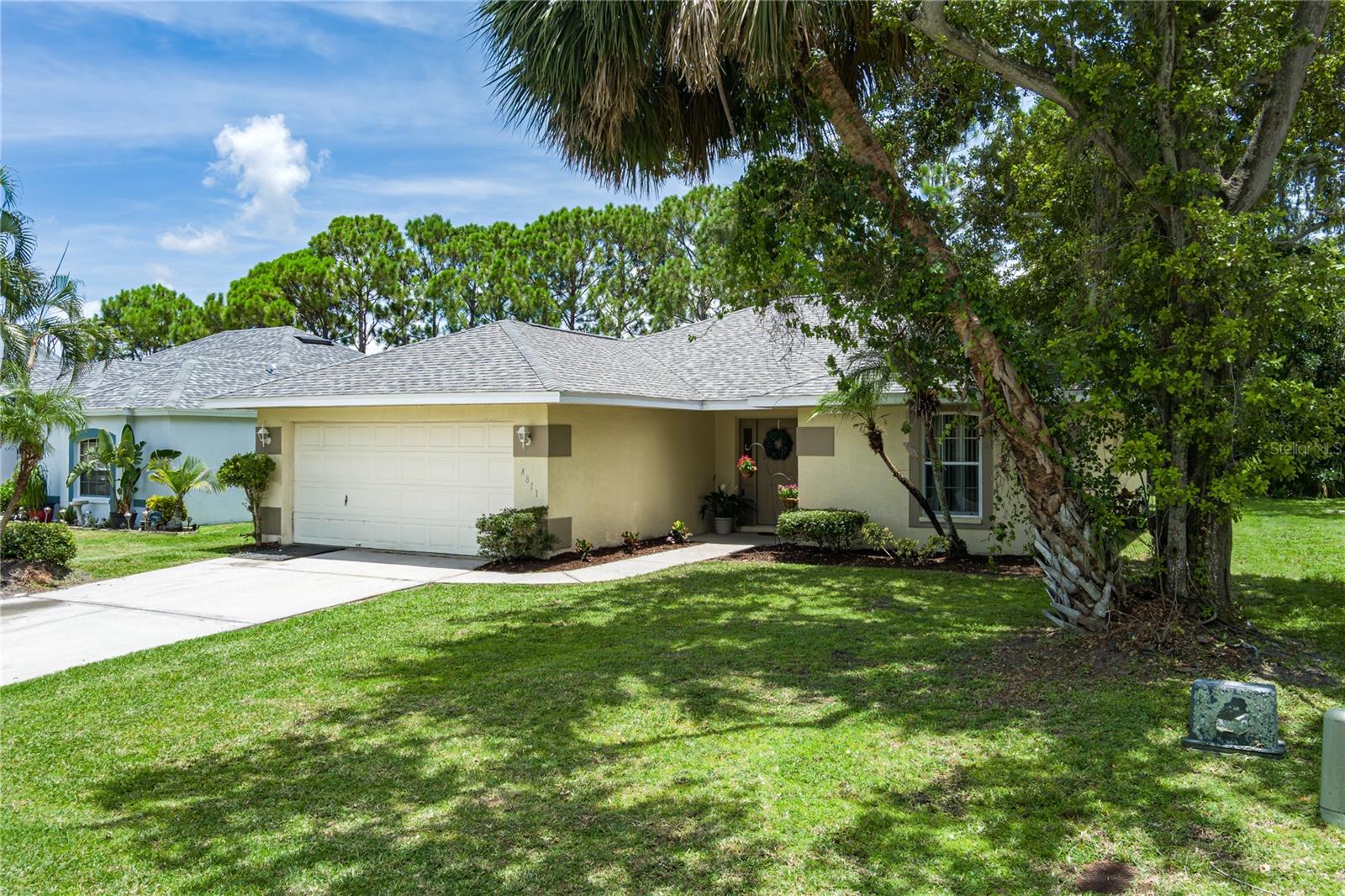 Image 21 of 25 For 4811 69th Court E