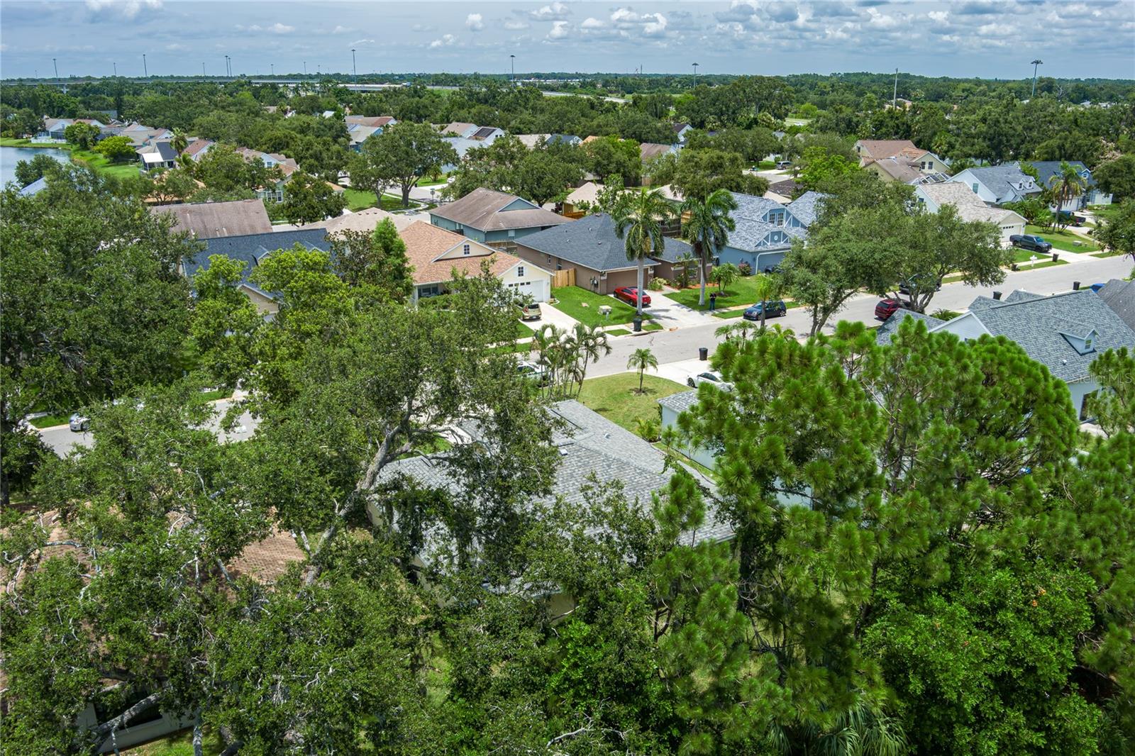 Image 22 of 25 For 4811 69th Court E