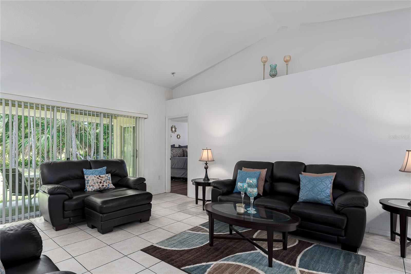 Image 7 of 25 For 4811 69th Court E