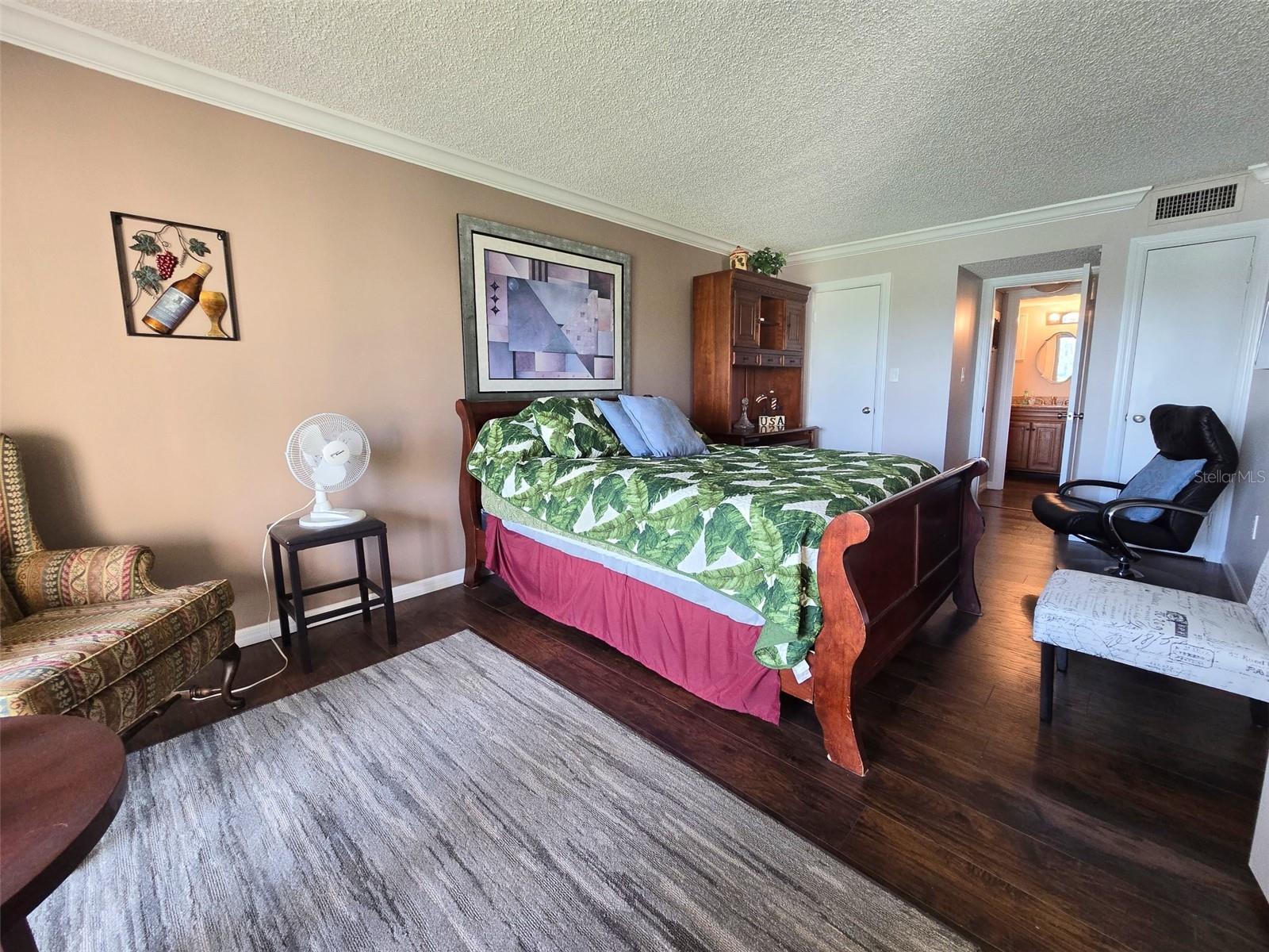 Image 13 of 22 For 3917 Lake Bayshore Drive F-307