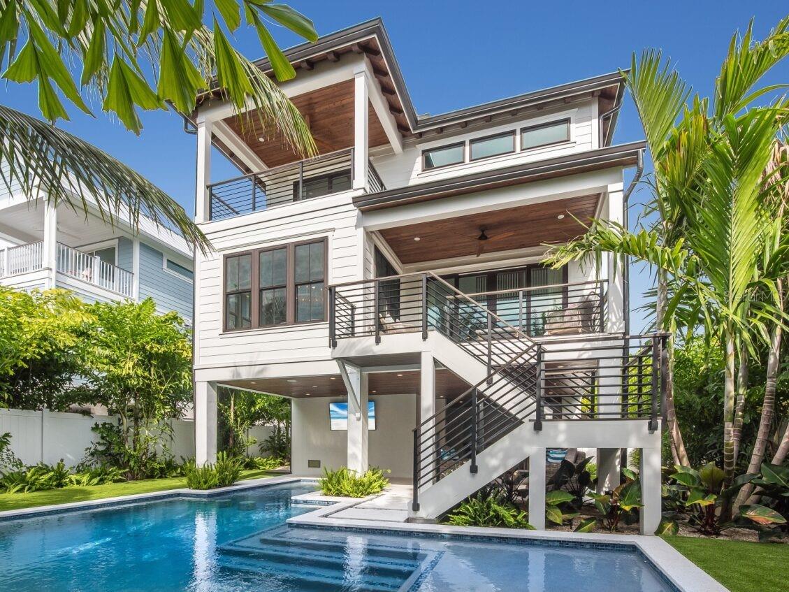 Image 35 of 52 For 421 Alamanda Road