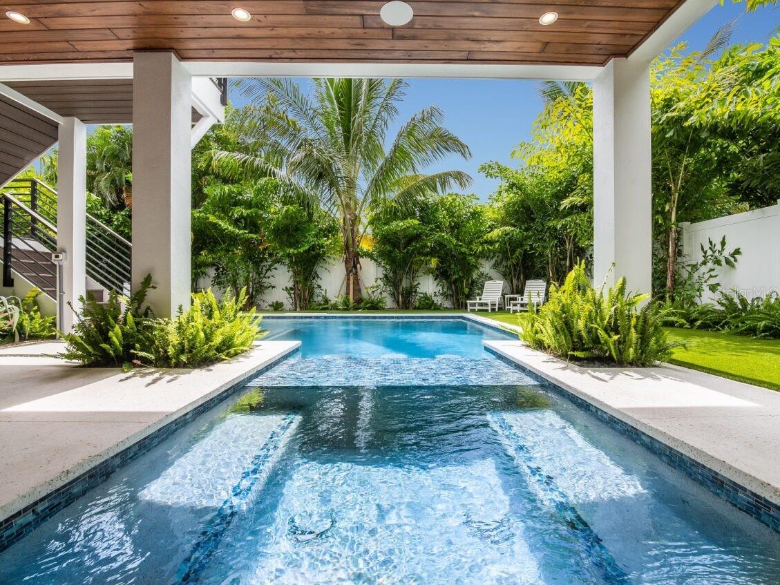 Image 39 of 52 For 421 Alamanda Road