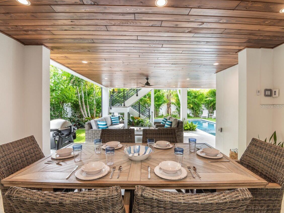 Image 41 of 52 For 421 Alamanda Road