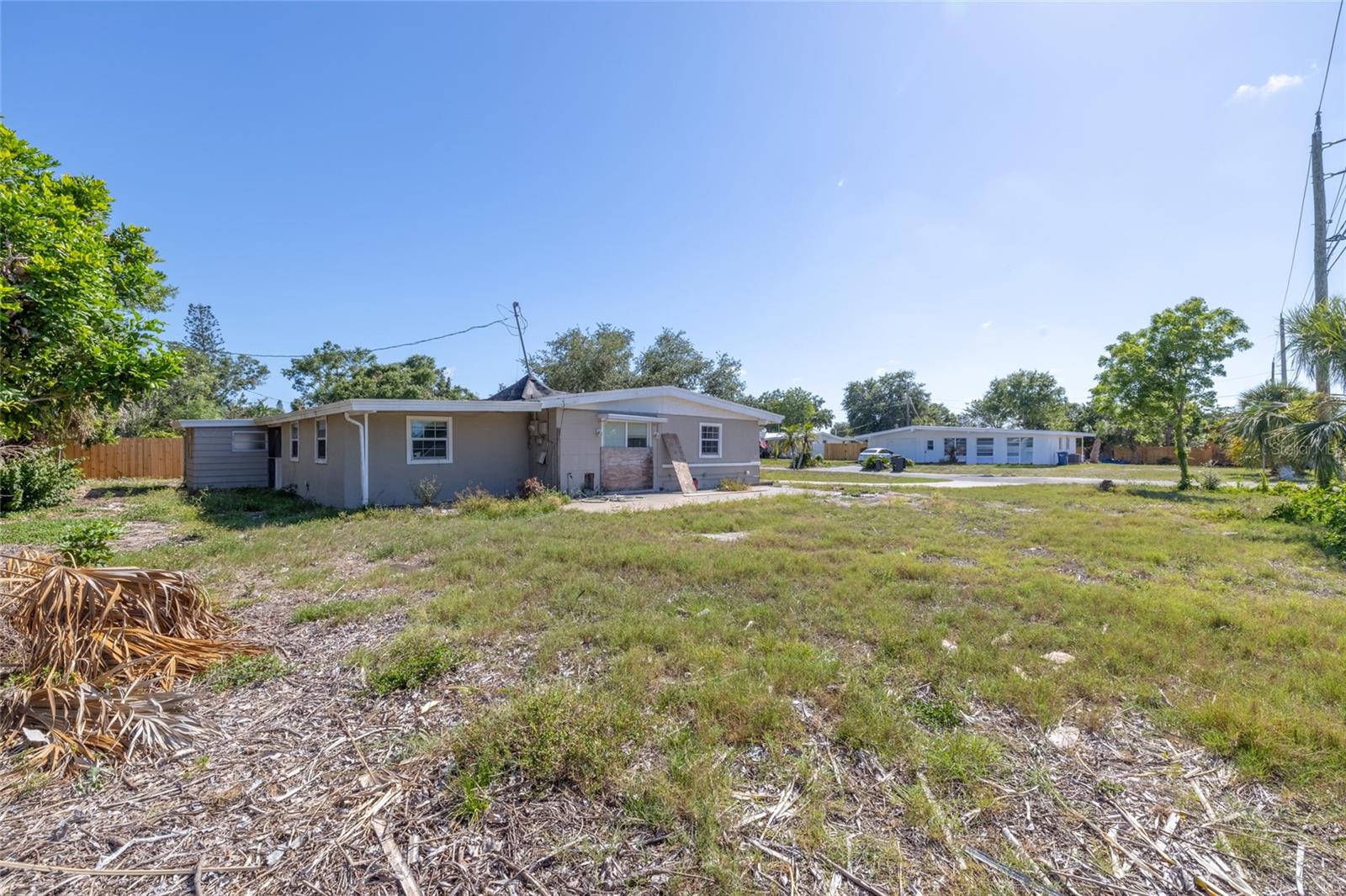 Image 23 of 29 For 5705 23rd Street W