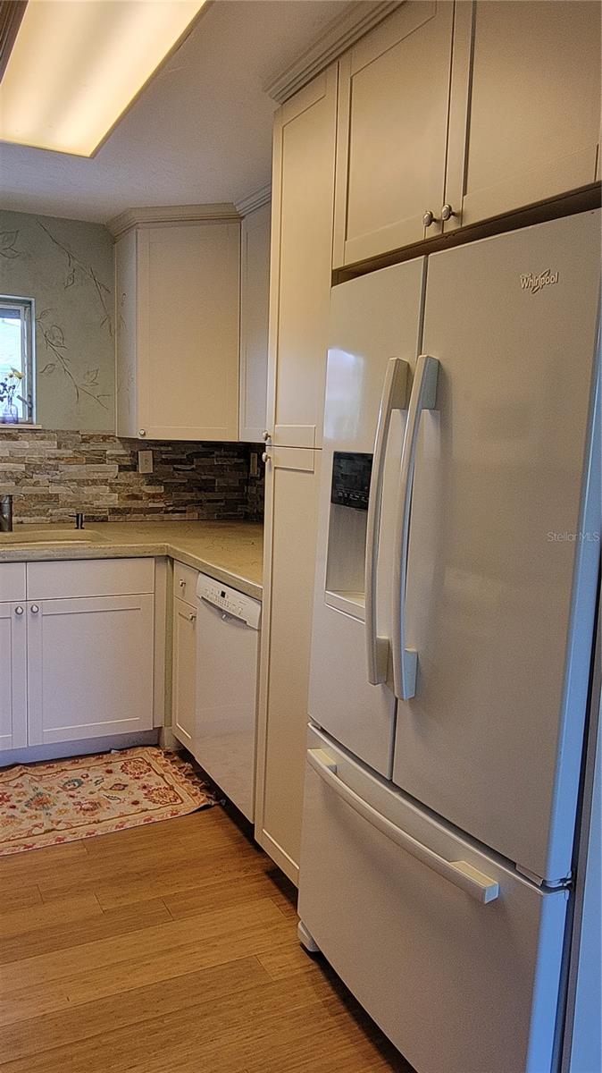 Image 10 of 35 For 2155 Wood Street B17