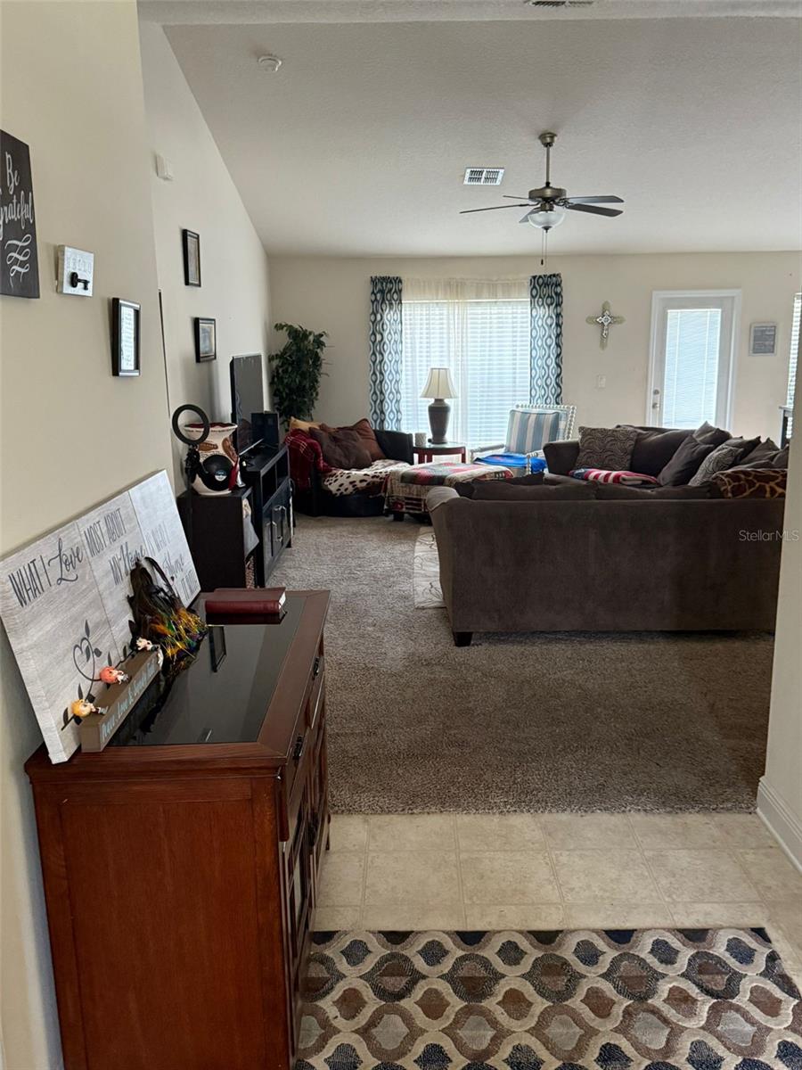 Image 3 of 31 For 31517 Broadwater Avenue