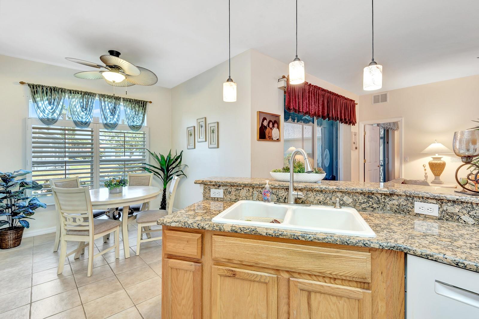 Image 11 of 51 For 24512 Bramhope Court