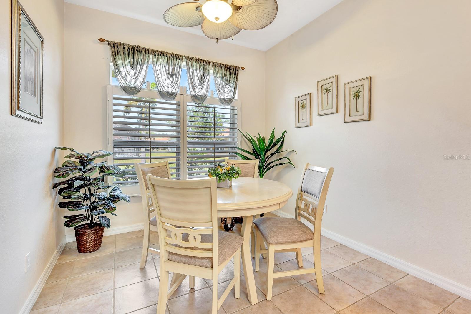 Image 14 of 51 For 24512 Bramhope Court