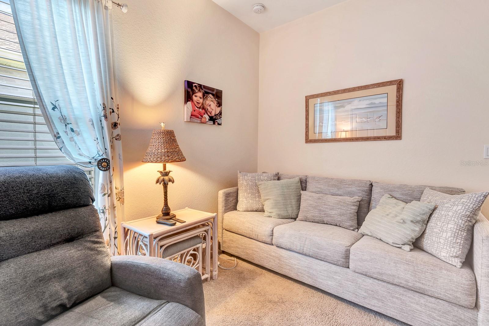 Image 19 of 51 For 24512 Bramhope Court
