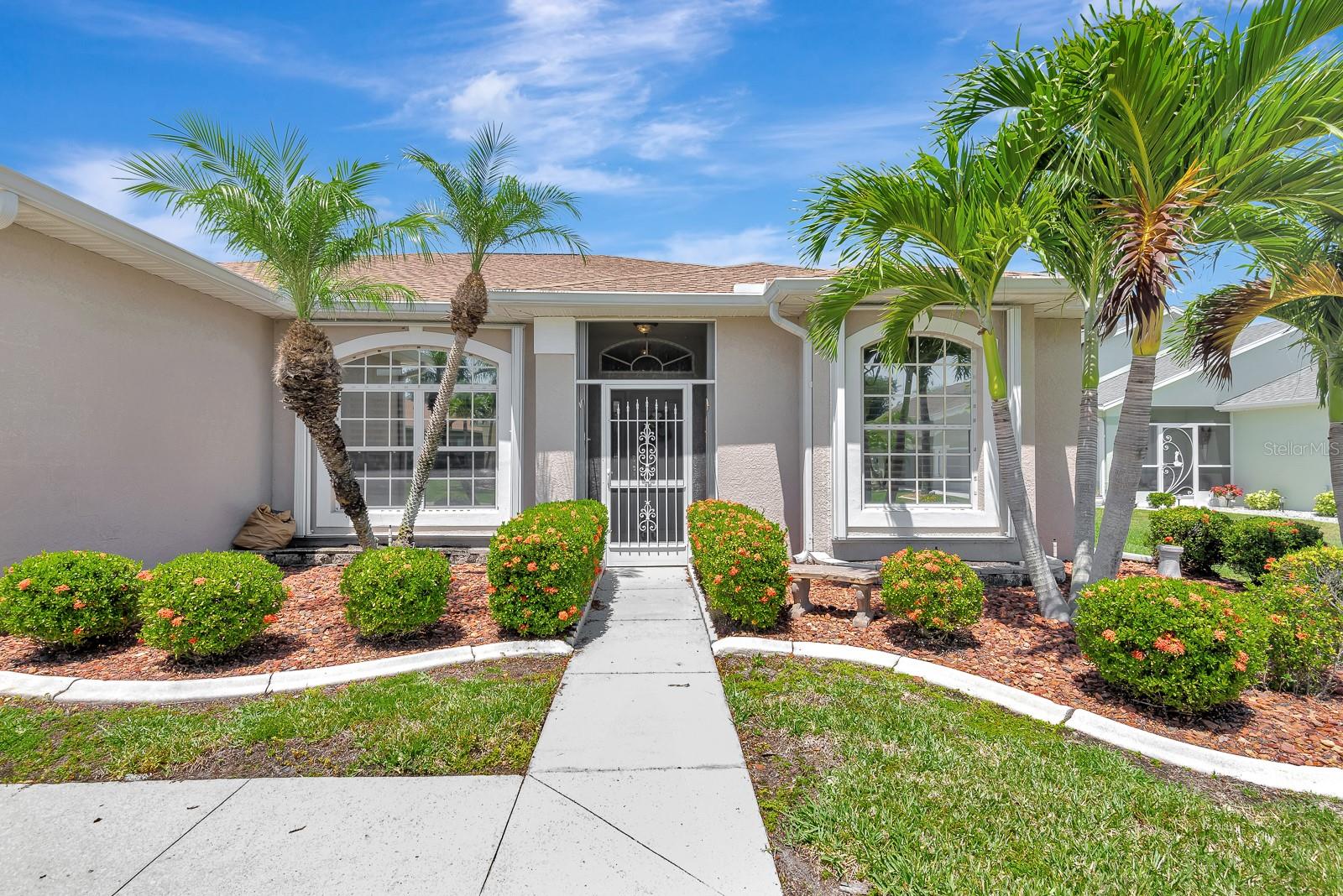 Image 2 of 51 For 24512 Bramhope Court