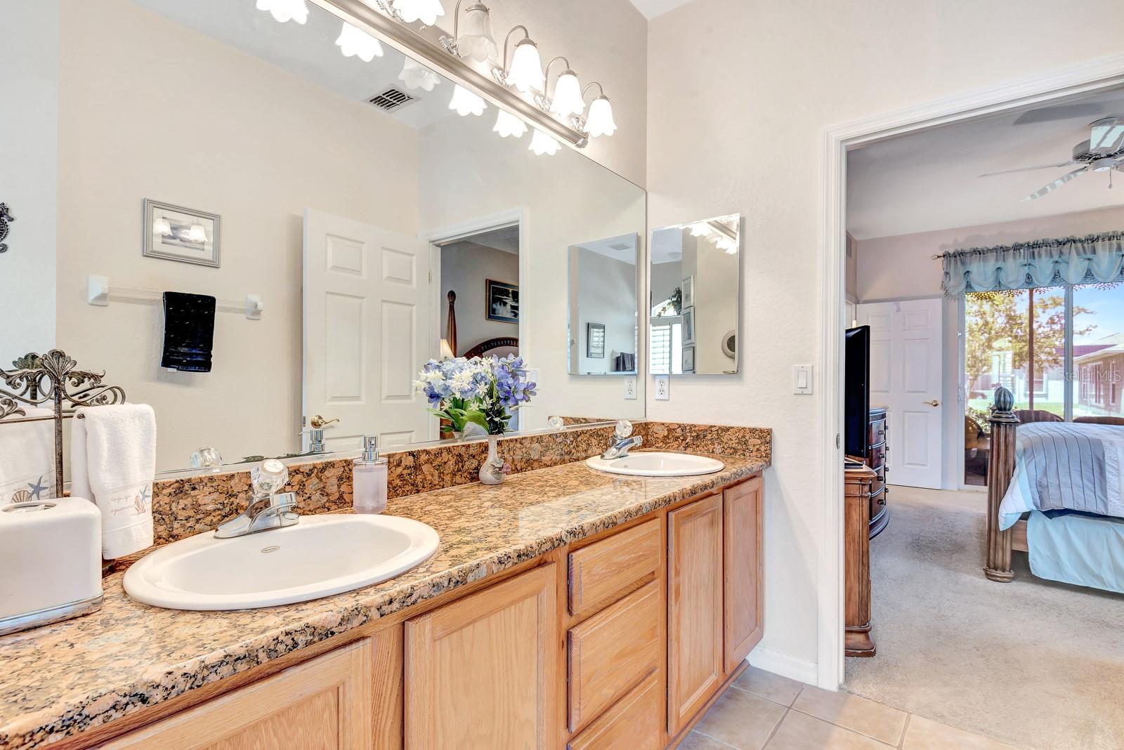 Image 27 of 51 For 24512 Bramhope Court
