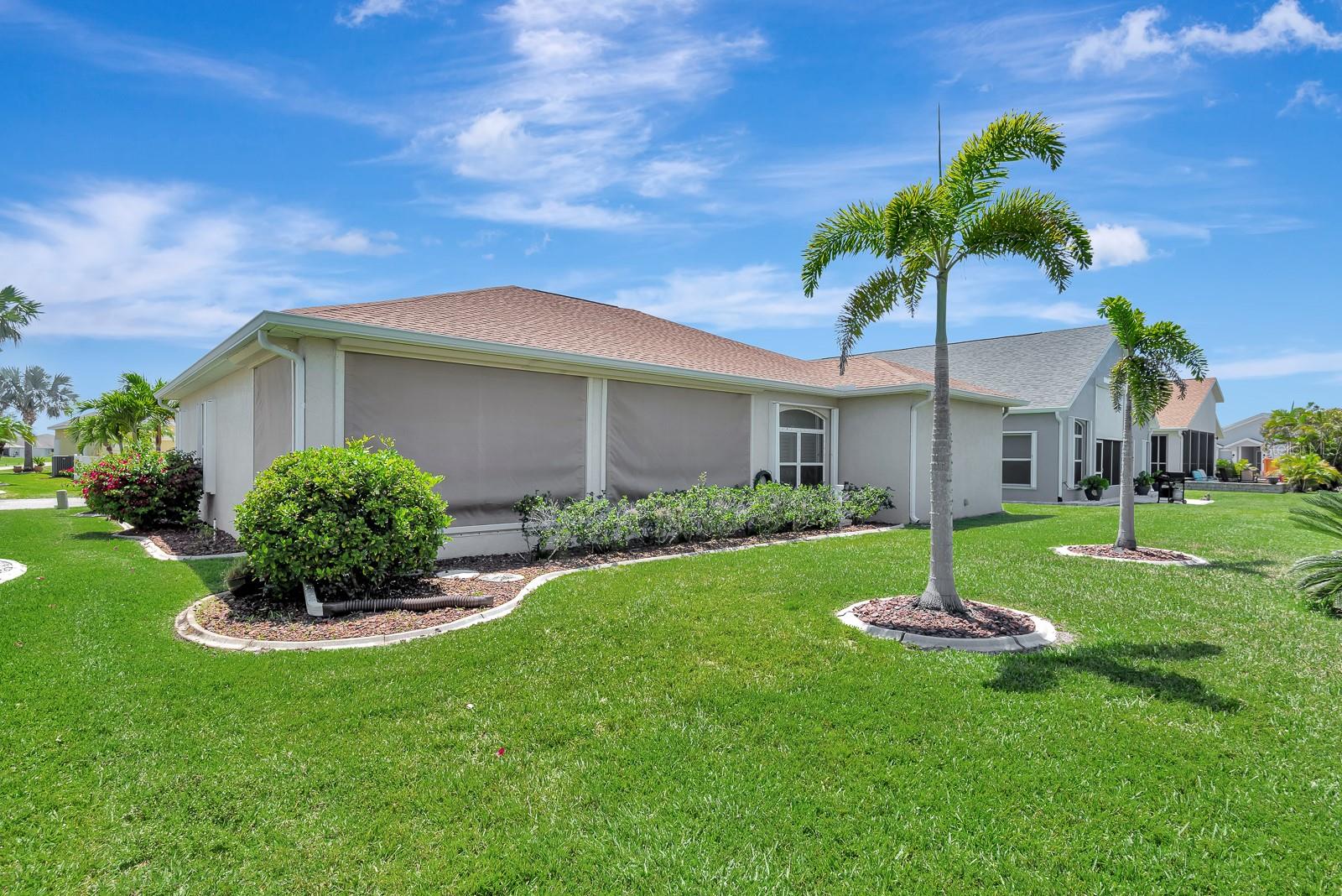 Image 42 of 51 For 24512 Bramhope Court