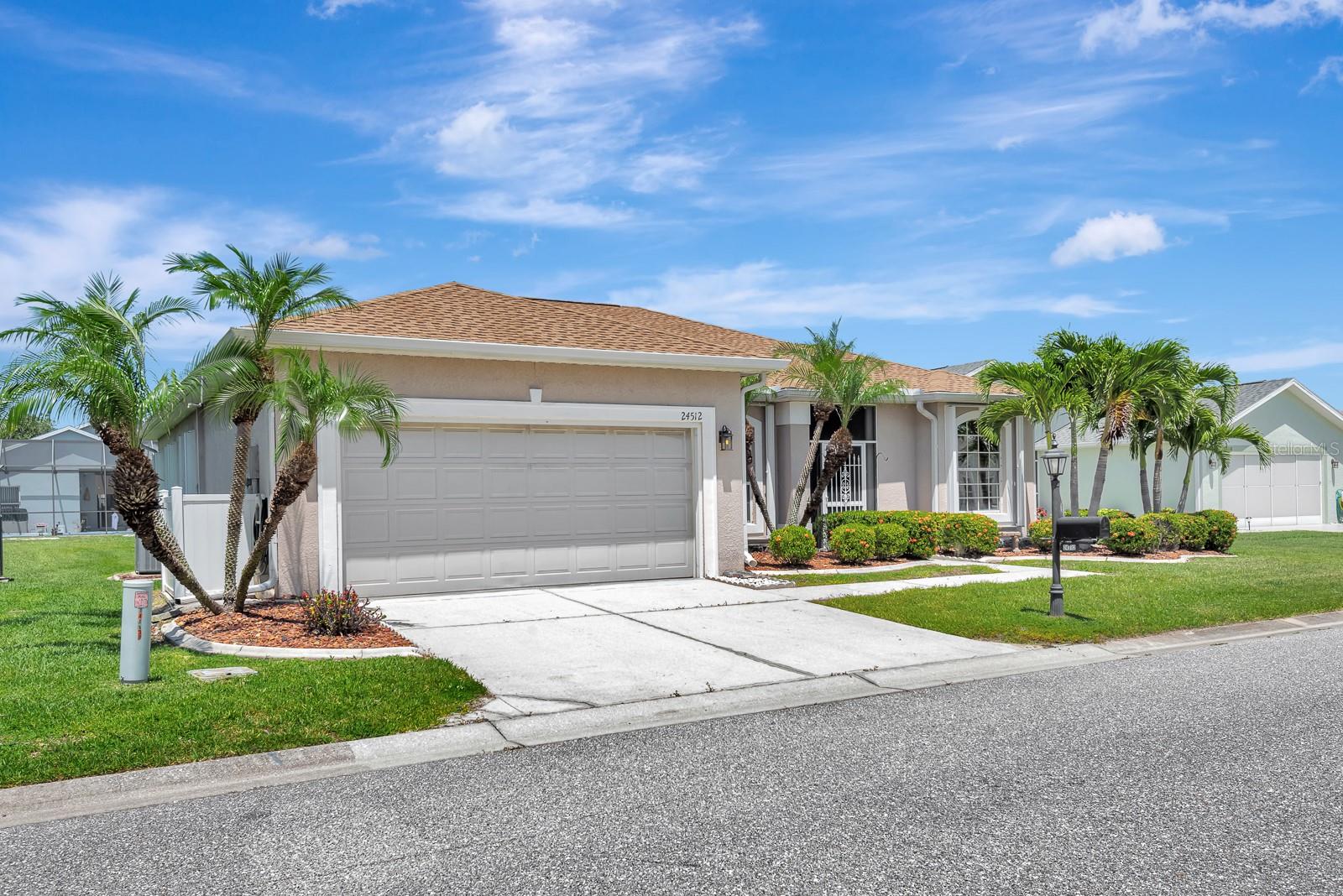 Image 43 of 51 For 24512 Bramhope Court