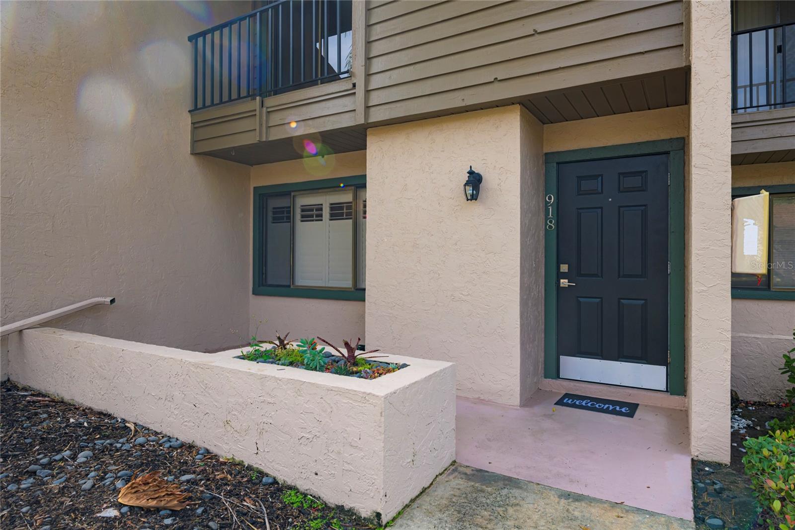Image 3 of 31 For 918 Sunridge Drive E-4