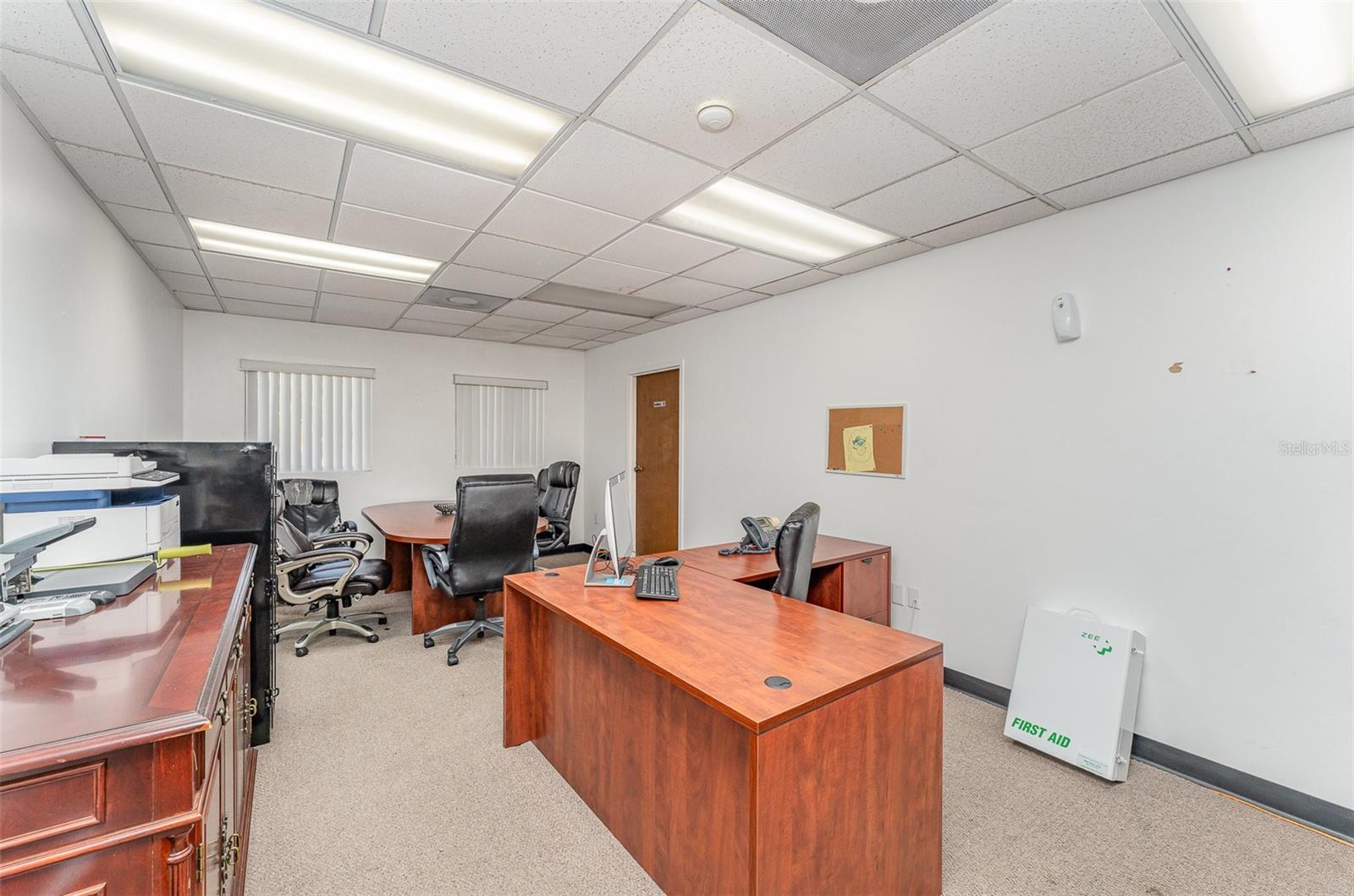 Listing photo id 9 for 2105 Dock Street