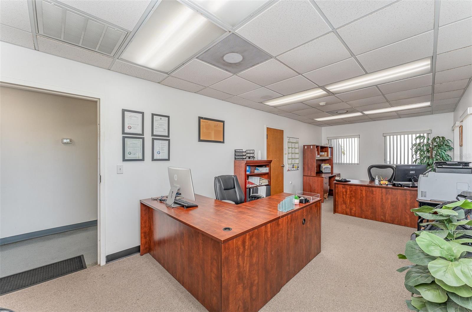 Listing photo id 5 for 2105 Dock Street