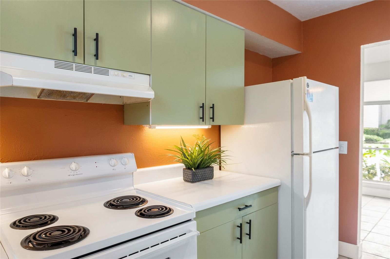 Image 12 of 47 For 4475 Sandner Drive
